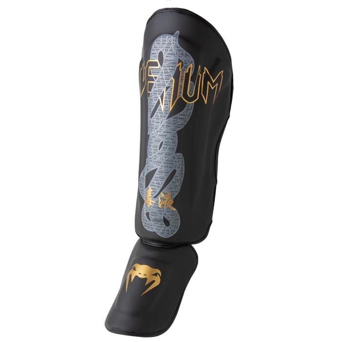 Захист ноги Venum 8871, розмір L, XL, чорний.